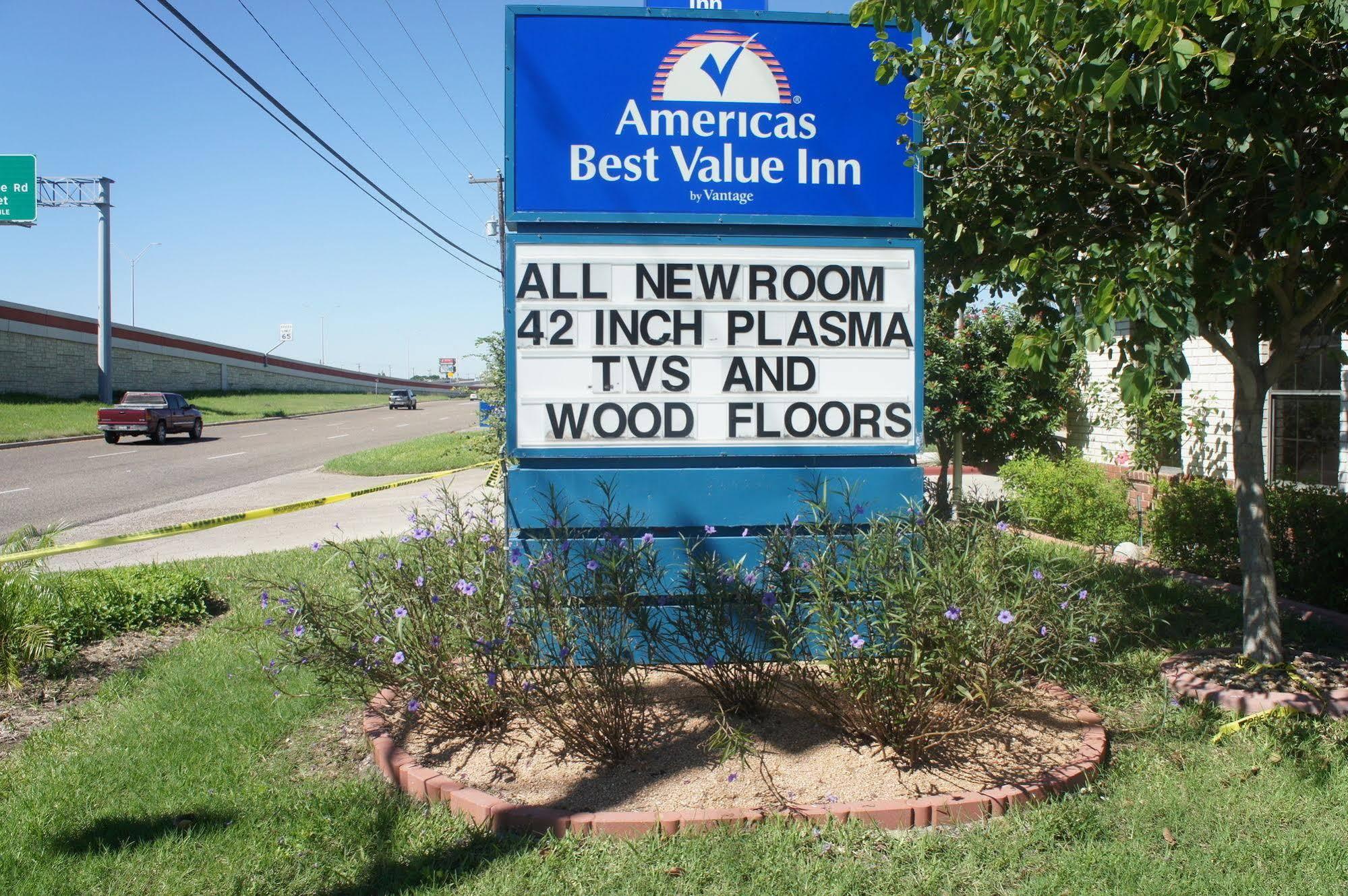 Americas Best Value Inn Харлинген Экстерьер фото