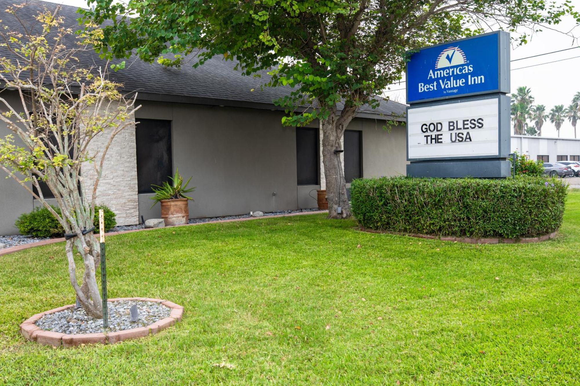 Americas Best Value Inn Харлинген Экстерьер фото